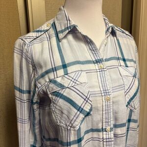 EXPRESS BOYFRIEND -Light Blue Plaid Button-Up Shirt